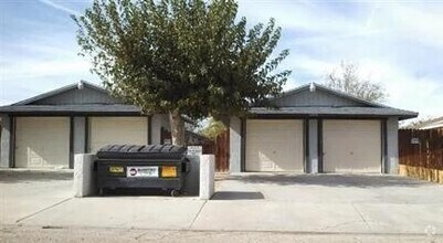 Building Photo - 18196 Larkspur Rd