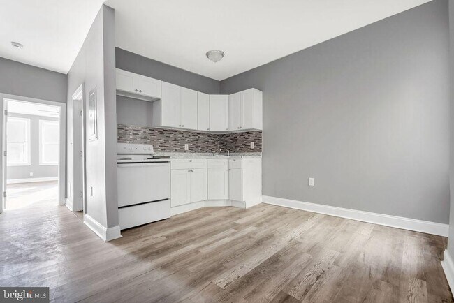 Foto del edificio - 606 S 52nd St