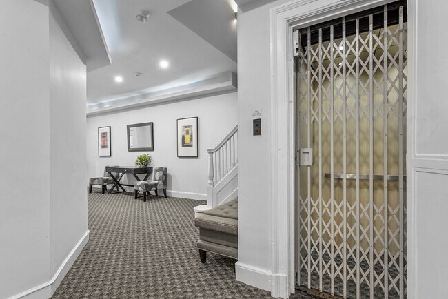 Foto del edificio - 125 Beacon St