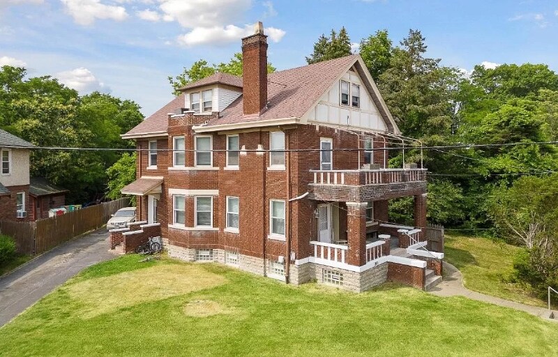 Foto principal - 2565 Orland Ave