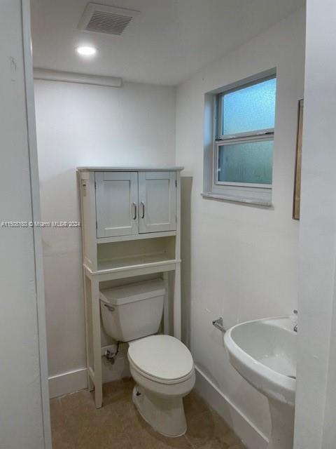 Foto del edificio - 2154 NE 168 St