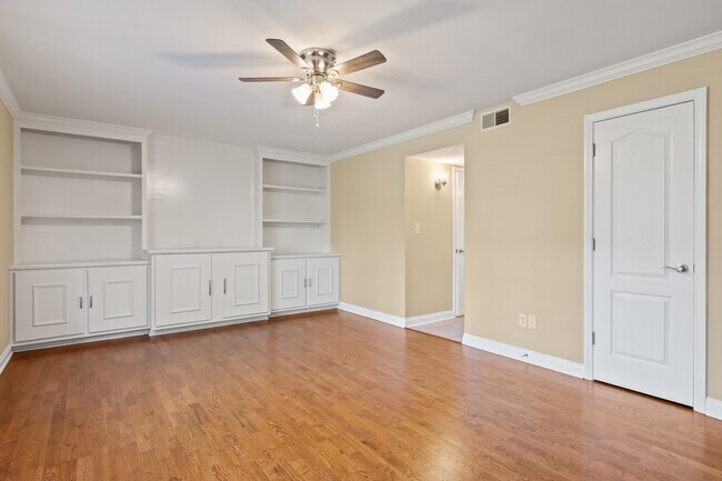 Building Photo - 149 Regency Point Path