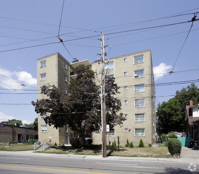 Photo du bâtiment - 1636 Gerrard Street East