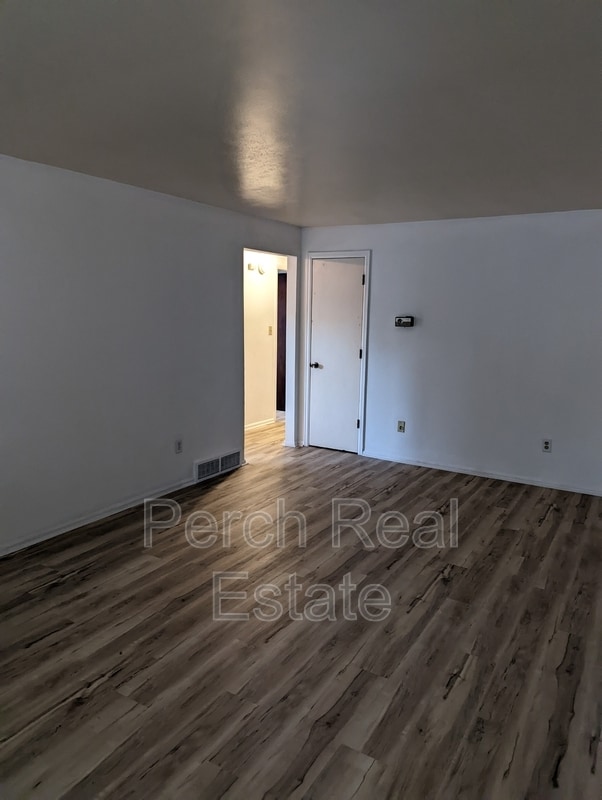 Foto del edificio - 16516 E 13th Ave