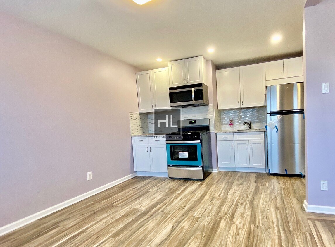 67 Street Middle Village Apartment For Rent In Queens