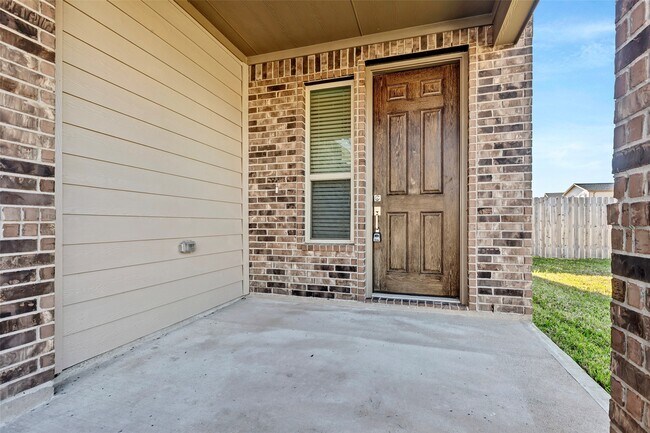 Building Photo - 9423 Castillo Ct