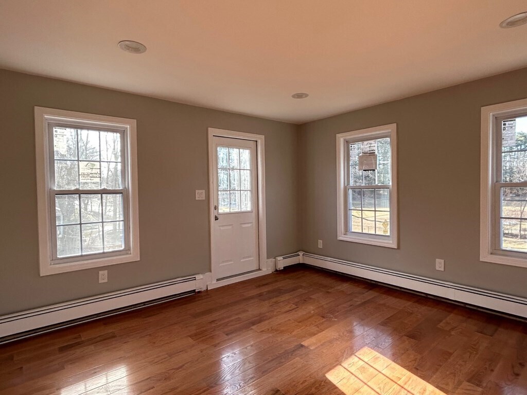 62 Summer St Unit 2, Ashland, MA 01721 Room for Rent in Ashland, MA