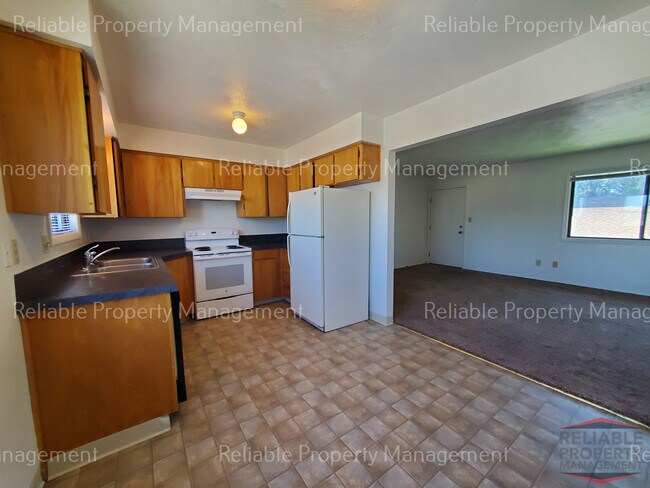Building Photo - 1460 Jefferson Ave