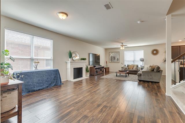 Foto del edificio - 1544 Quails Nest Dr