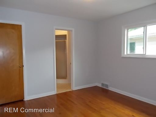 Building Photo - 1679 Tanglewood Dr