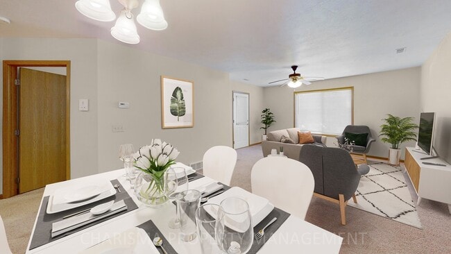 Building Photo - West Oaks Estate