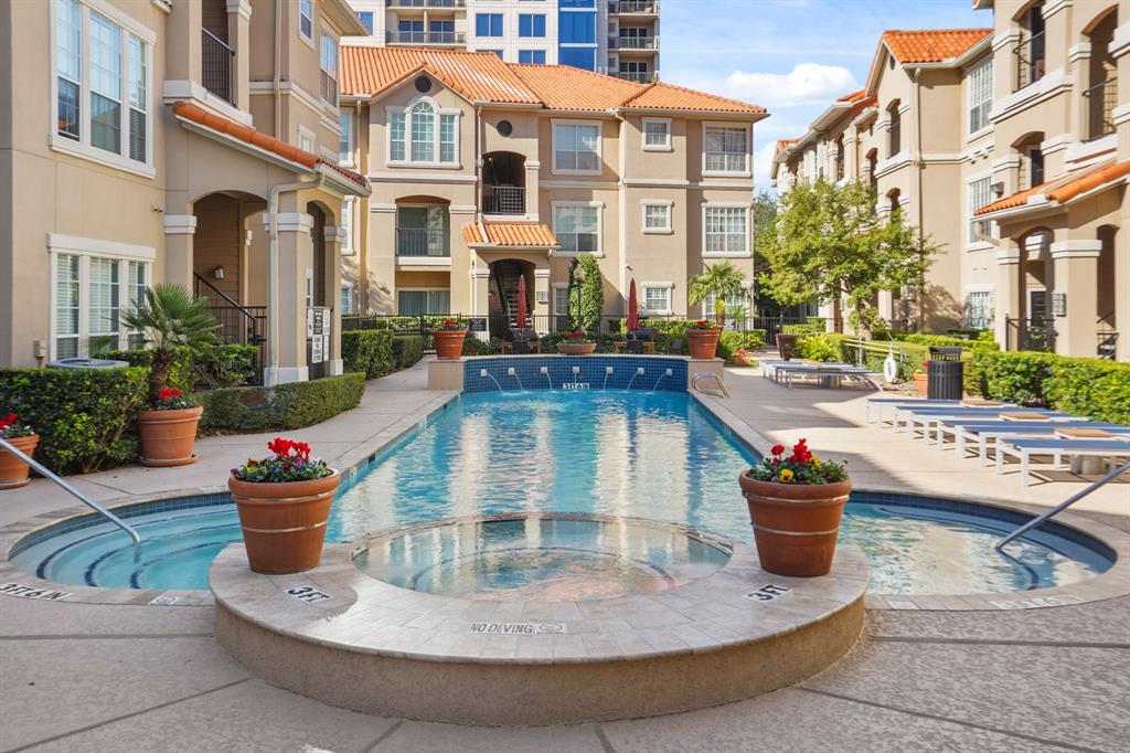 Foto principal - 3231 Allen Pkwy
