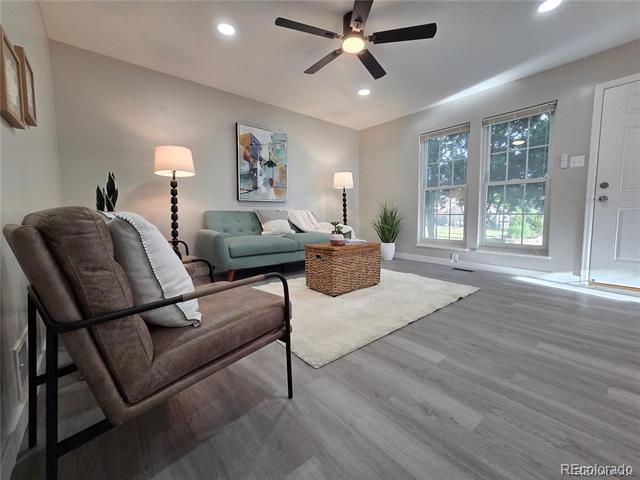 Foto del edificio - 1250 S Monaco St Pkwy