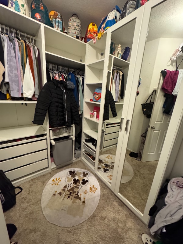 Building Photo - 10129 Delcresta Dr