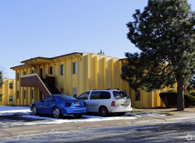 Julian Square Apartments Sheridan, CO