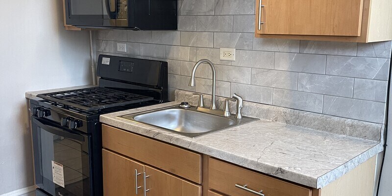 Foto principal - 1118 W Garfield Blvd