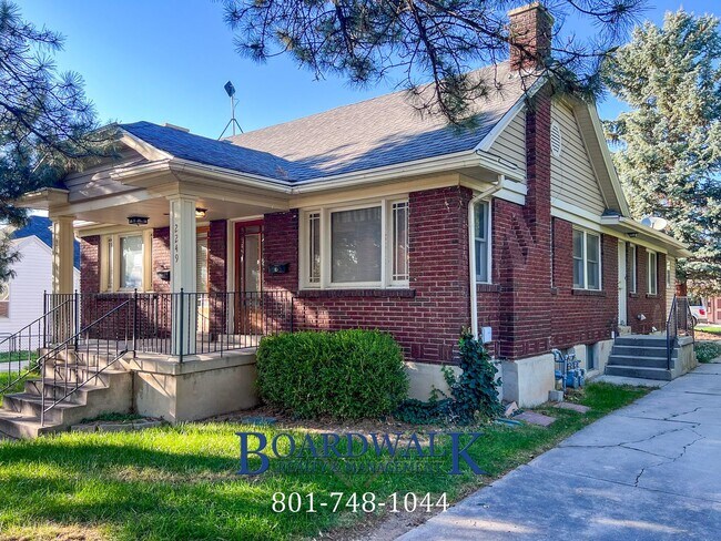 Foto del edificio - 2247 E Lambourne Ave