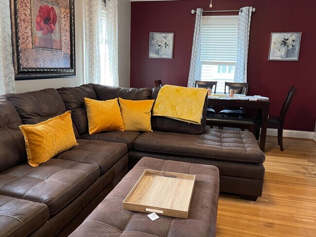 Sala de estar - 120 Edgemont Rd