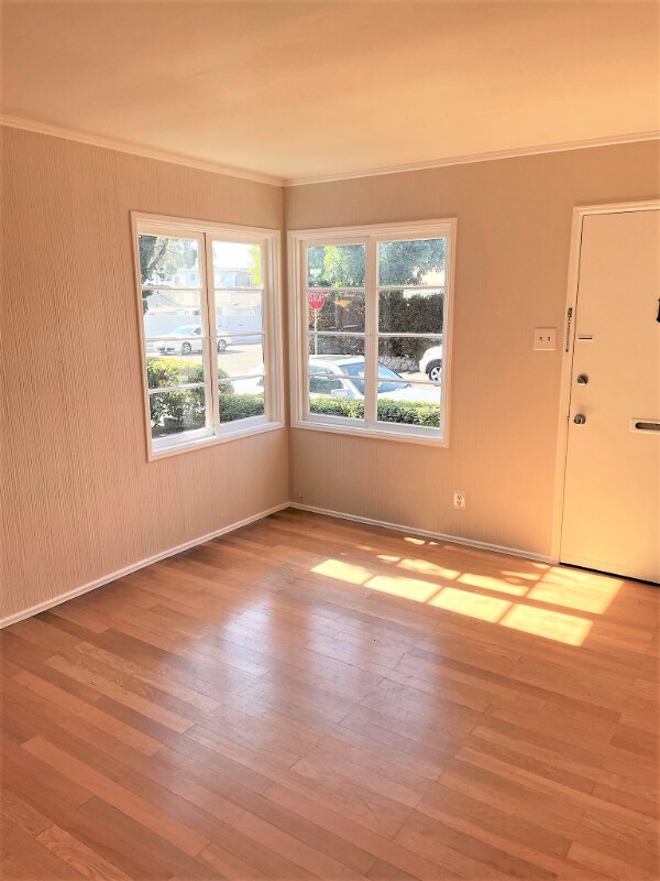 Foto del edificio - 325 Los Olivos