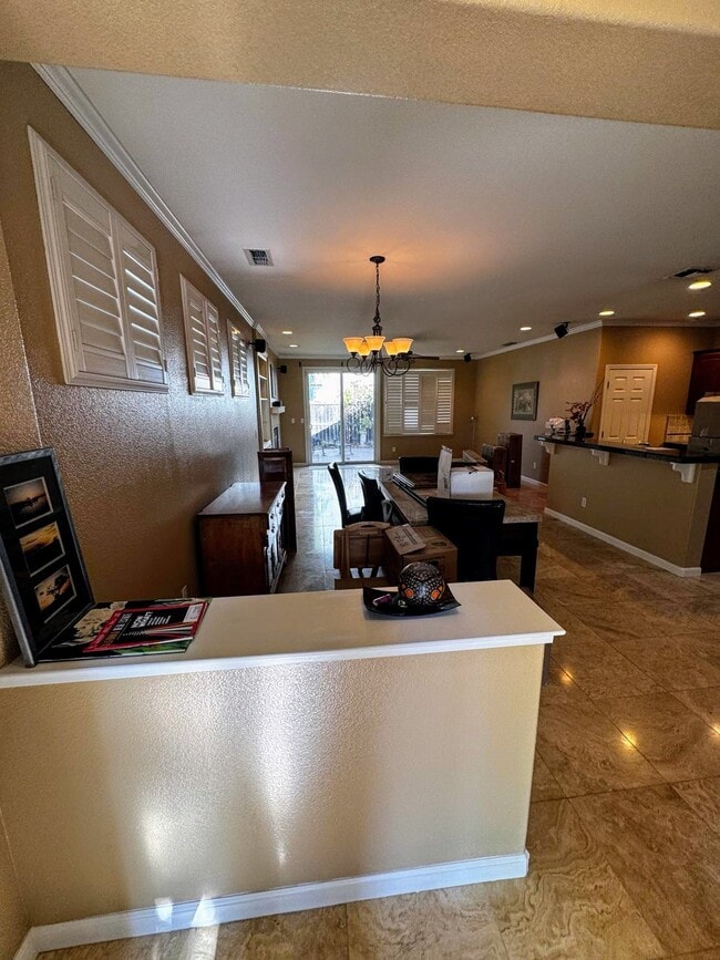 Building Photo - 4961 Broadwater Dr