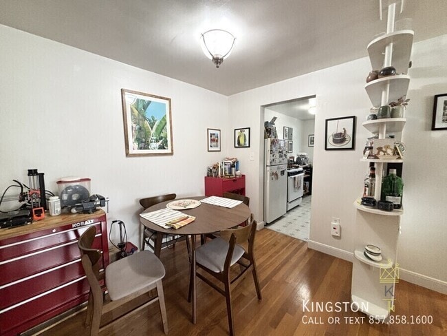 Building Photo - 47 Broadway-9R