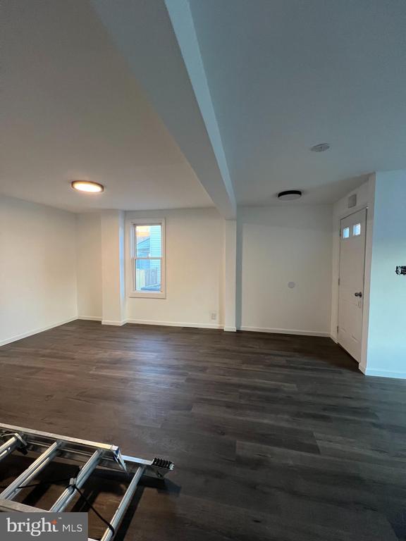 Building Photo - 62 Smallwood Pl