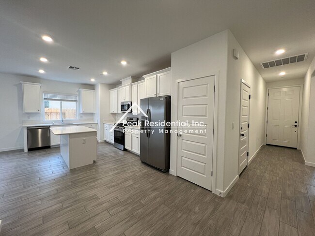 Building Photo - Brand New Rancho Cordova 3bd/2ba Home with...