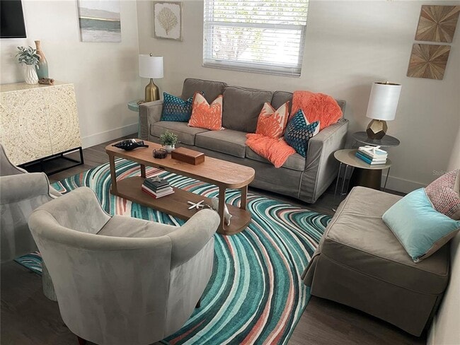 Foto del edificio - 1910 Morrill St