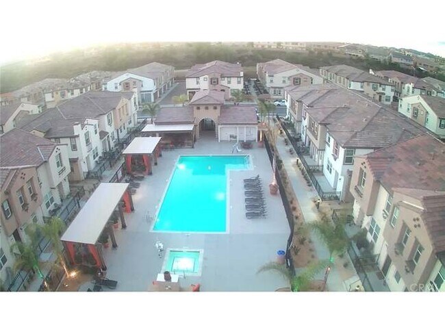 Foto del edificio - 40402 Calle Real