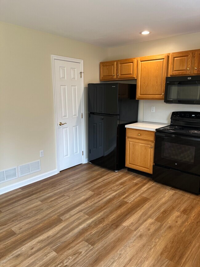 Foto del edificio - 4171 Kittatinny Dr
