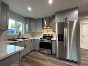 Building Photo - 20160 Stanford Ct