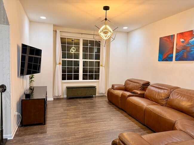 Foto del edificio - 2995 Madison Dr