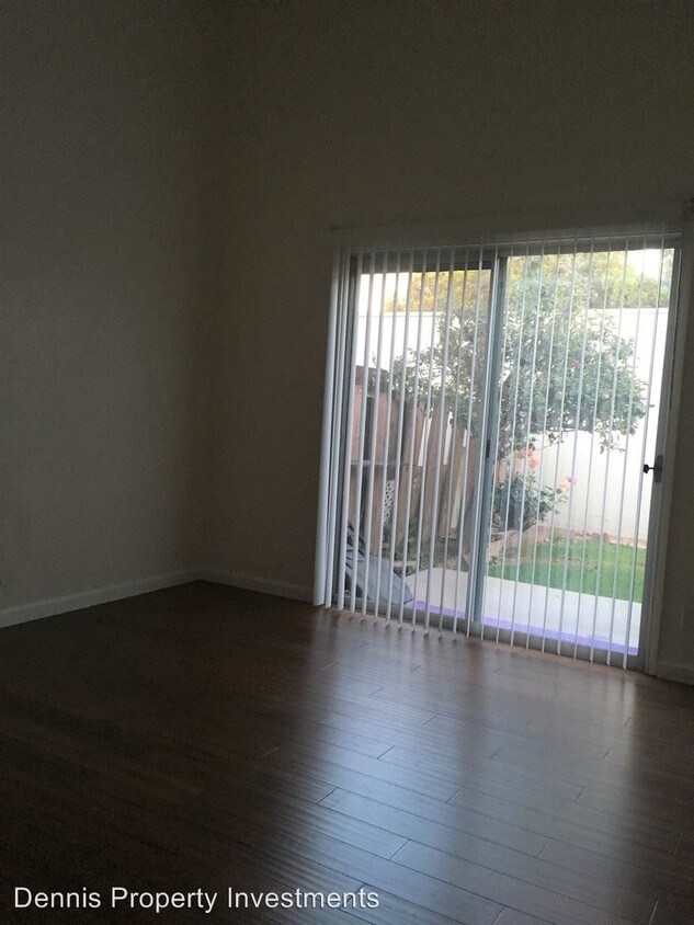 Foto del edificio - 788 Sidonia Ave