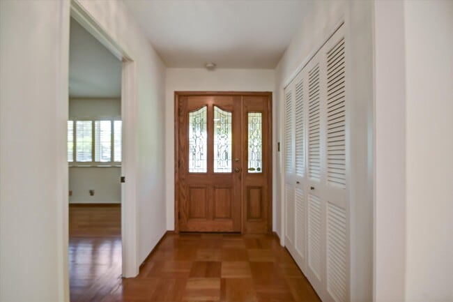 Foto del edificio - 1516 Whipple Ave