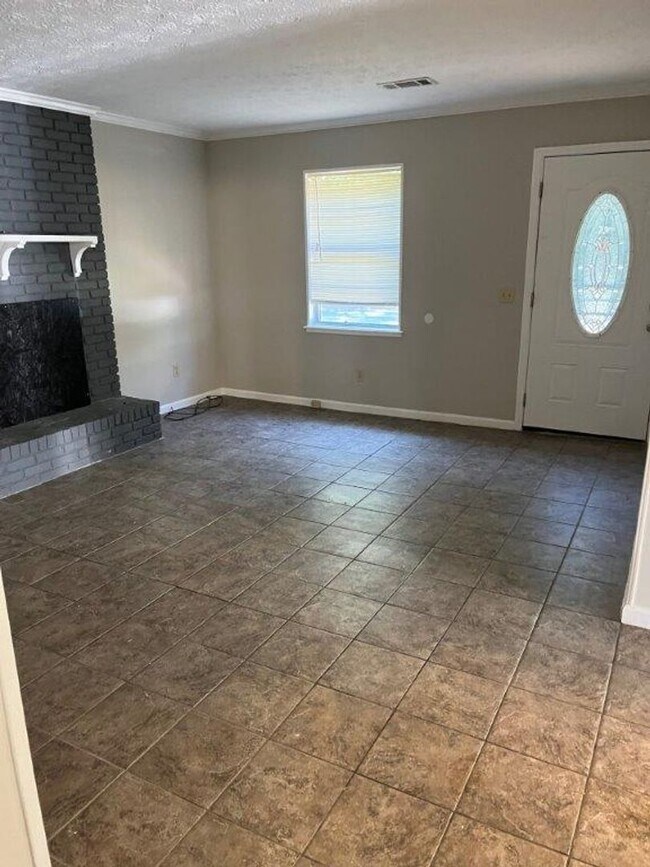 Building Photo - BELOW MARKET RENT!