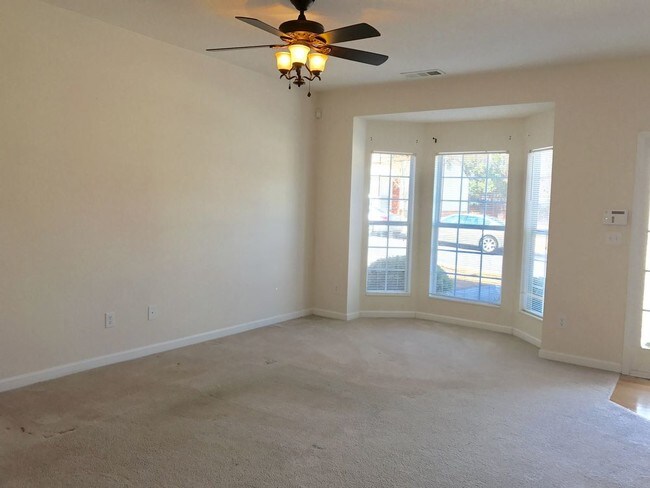 Foto del edificio - 2654 Parkway Trl