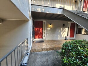 Building Photo - 14 Gilbert Trail NE