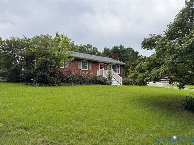 Foto del edificio - 7146 Creighton Rd