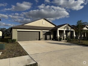 Building Photo - 1854 Silver Star Pl