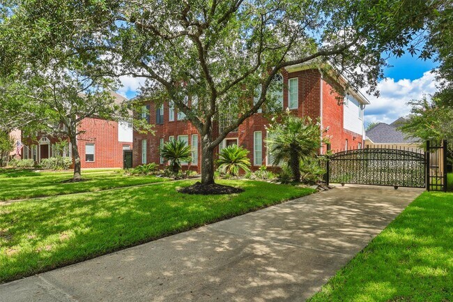 Foto del edificio - 19226 Atherton Ln