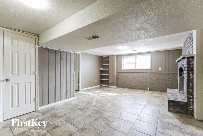 Foto del edificio - 109 SW Sandstone Dr