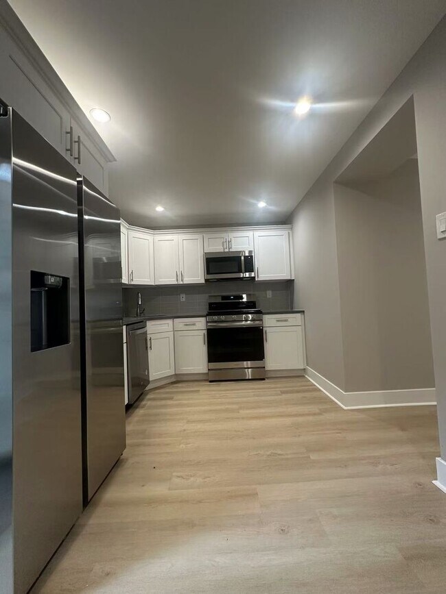 Foto del edificio - Brand New Luxury 3B2.5B House in South Philly