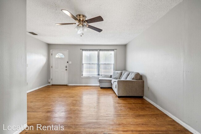 Building Photo - 2 br, 1 bath House - 2612 38th Street