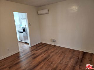 Foto del edificio - 547 1/2 Brooks Avenue Apt #back, Los Angeles, CA 90291 - 5 BR 3 BA house