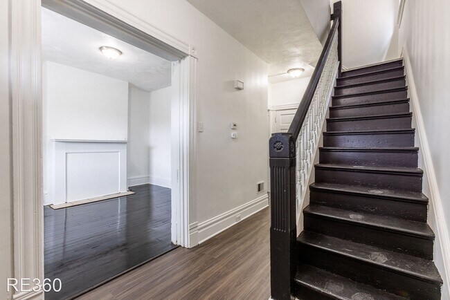 Foto del edificio - 3 br, 1 bath House - 317 Kingsboro St Mt W...