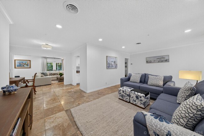 Foto del edificio - 4431 NE 28th Ave