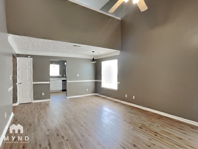 Building Photo - 107 Bridge View Dr