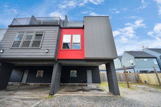 Building Photo - 1708 Winter St