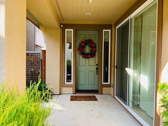 Photo - Perfect Shape Large 3 Story Single Family ... House