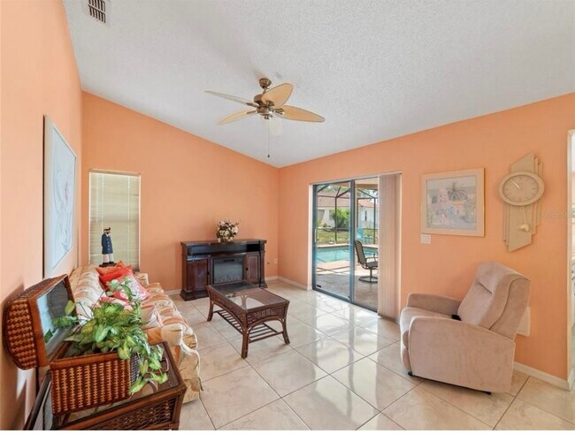 Foto del edificio - 14160 Faldo Ct